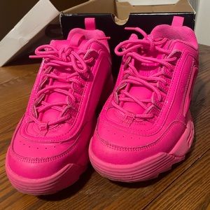 Hot pink fila chunky sneaker disruptor 2
